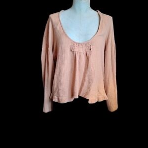 Women's Peach Gauze Scoop Neck Long Sleeve Top